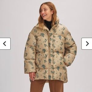 Basin and Range Down Puffer Jacet